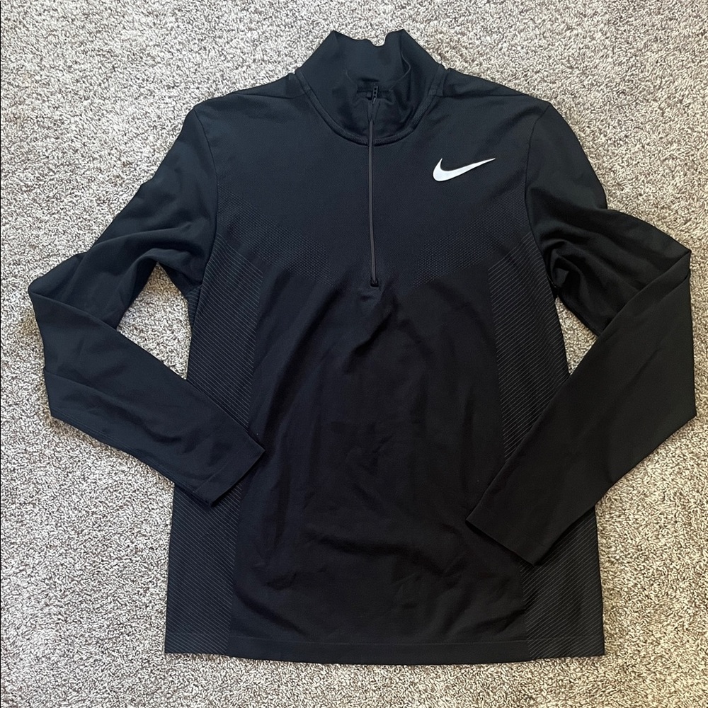 Nike 1/2 Zip Golf Top